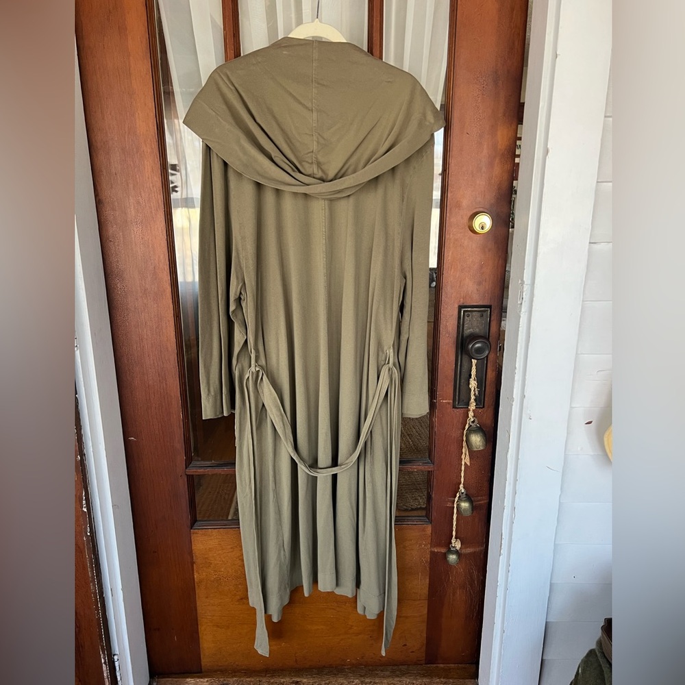 Parachute Tencel Sleep Robe - Picture 8 of 14